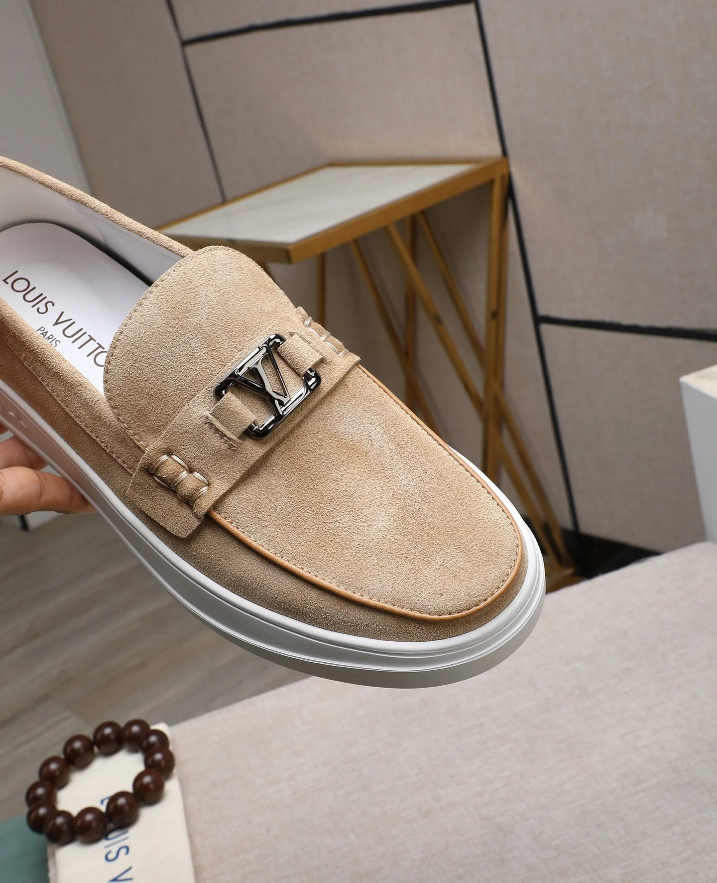 Men's shoes 💰440 📛📛【LOUIS VUITTON】Louis Vuitton official website synchronized new products 👟Milan fashion catwalk style 🇰🇾🇰🇾LV family logo, celebrity style, a must-have for fashionistas ⚠️First-layer calfskin ➕Genuine leather lining ➕Official website original version special outsole 👞Number 38-44
